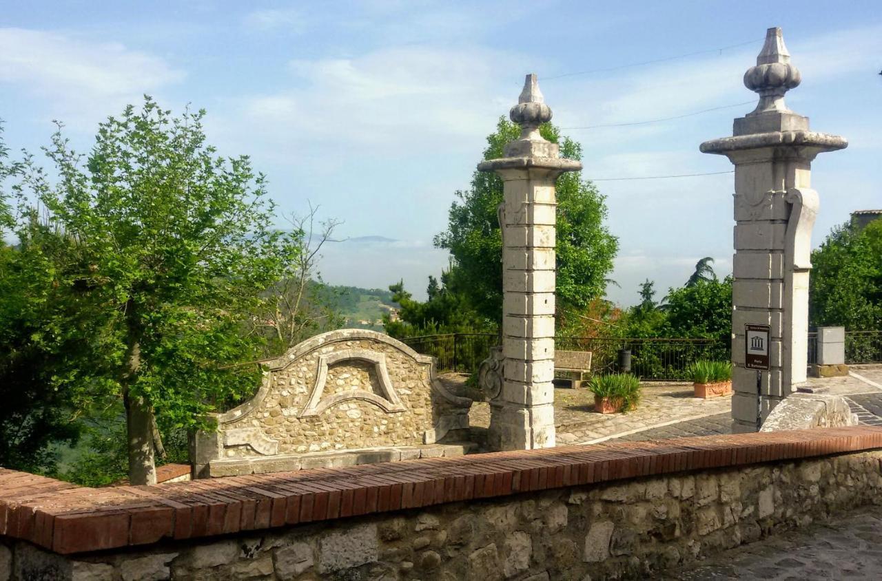 B&B Le Colonne Montefusco 外观 照片
