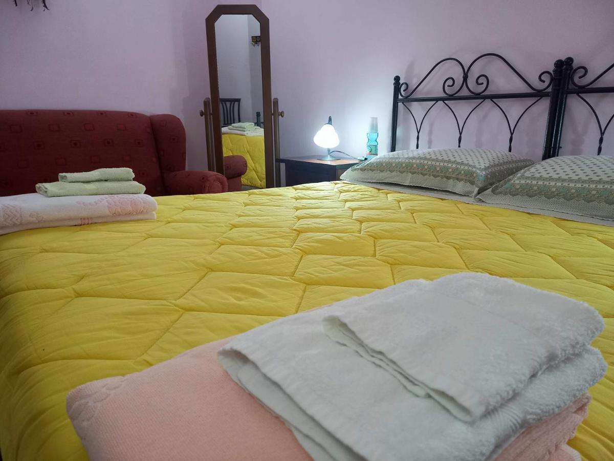 B&B Le Colonne Montefusco 外观 照片