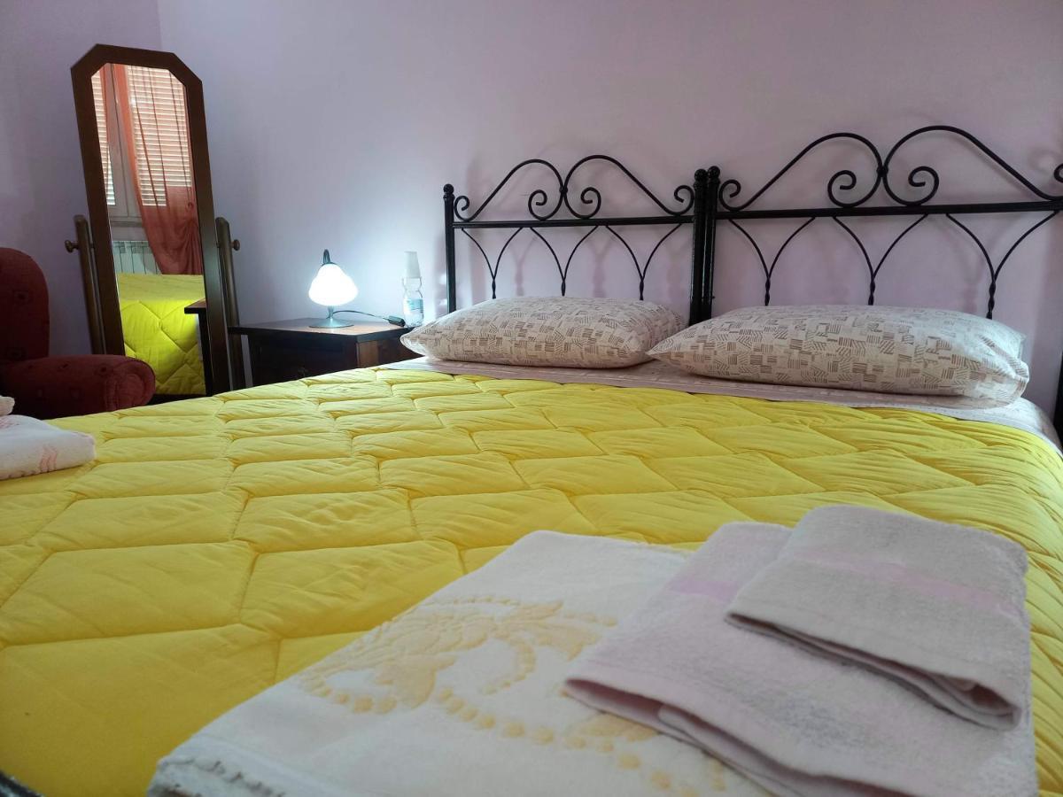 B&B Le Colonne Montefusco 外观 照片